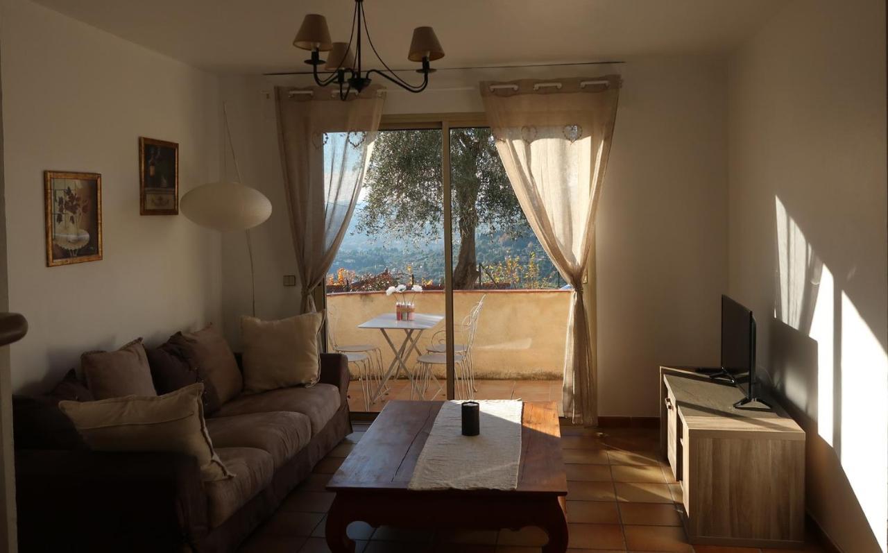 Appartement Spacieux Et Chaleureux A Grasse Exterior foto