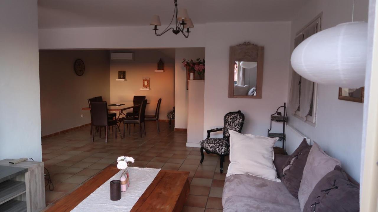 Appartement Spacieux Et Chaleureux A Grasse Exterior foto